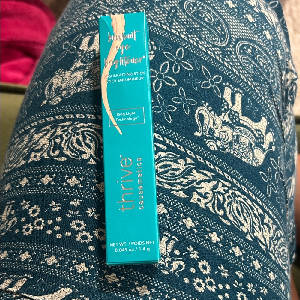 Thrive High lightening Stick